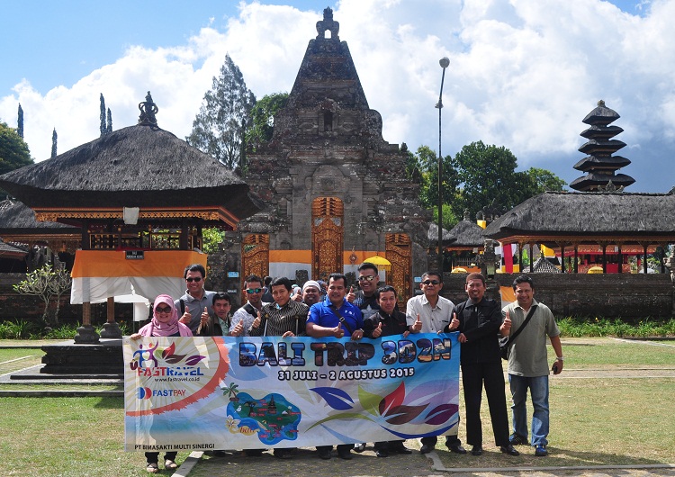 LIBURAN SERU DI PULAU DEWATA BERSAMA FASTPAY