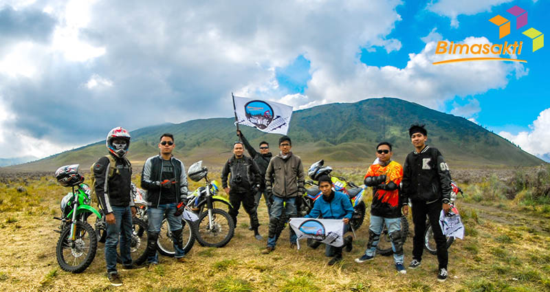 Tambah Keakraban Karyawan, Bimasakti Helat Wisata Trail Bromo