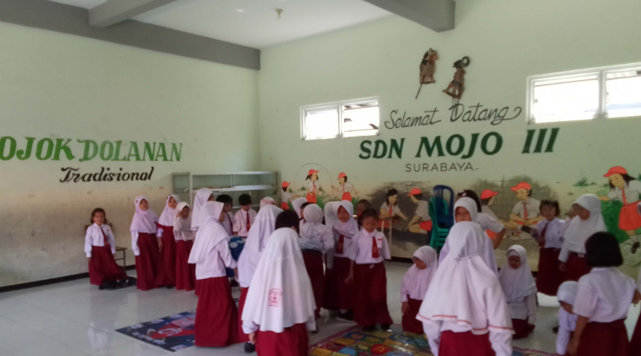 YBPN apresiasi SDN Mojo III Surabaya sebagai sekolah pelestari permainan tradisional